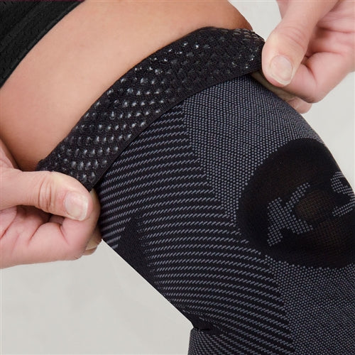 OS1st KS7 Performance Knee Sleeve is available in black only, and sizes small through 4X-large.